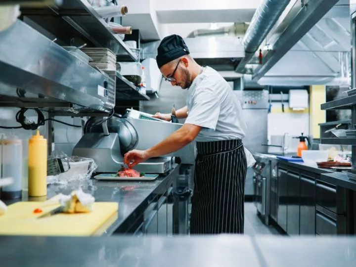 Food & Hospitality